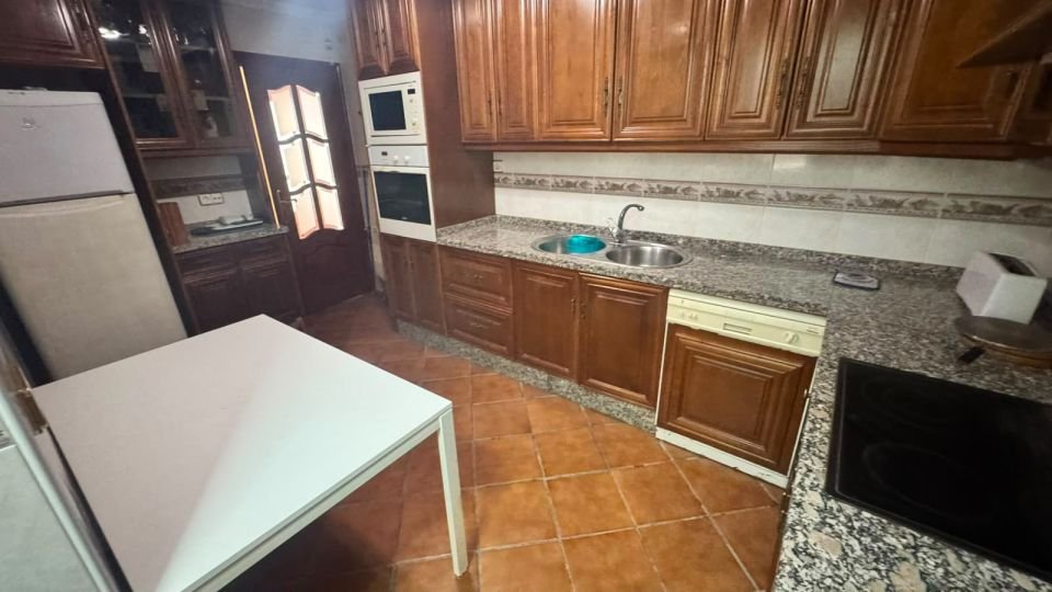 Apartamento de 3 dormitorios en Estepona Pueblo, Estepona Pueblo — foto 3